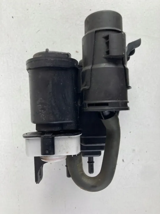 Filtro de carbón vapor combustible OEM 52030368AF Chrysler Pacifica image 7