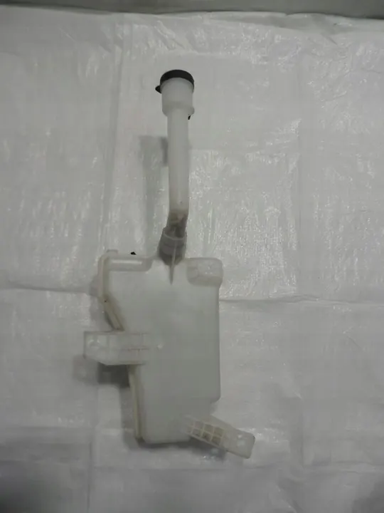 OPEL MOKKA A Ruitensproeierreservoirpomp 95182247 image 2