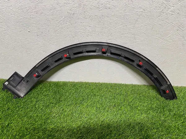 Acabamento de para-lama dianteiro esquerdo Porsche Cayenne 9Y OEM image 2