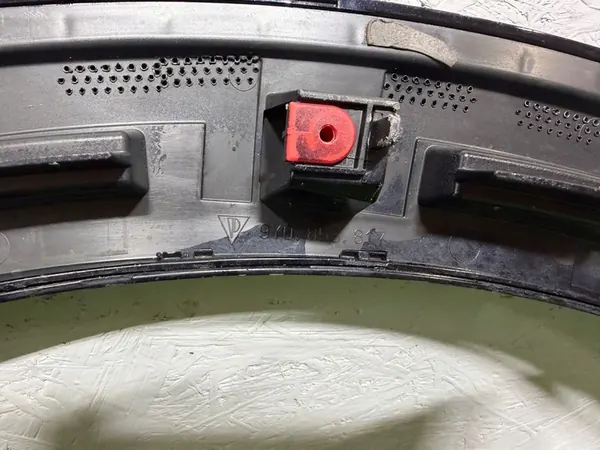 Acabamento de para-lama dianteiro esquerdo Porsche Cayenne 9Y OEM image 3
