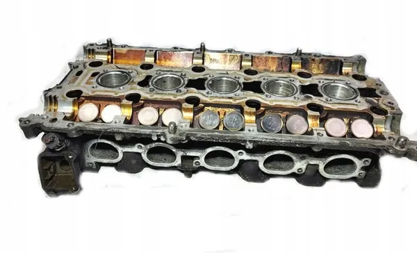 Culasse Volvo 1001837005 pour modèles 2.5T image 3