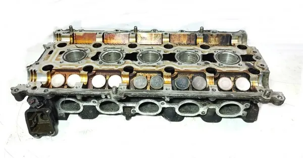 Culasse Volvo 1001837005 pour modèles 2.5T image 4