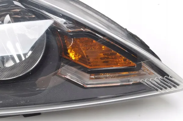 Oikea Ajovalo Ford Focus 07-11 image 2