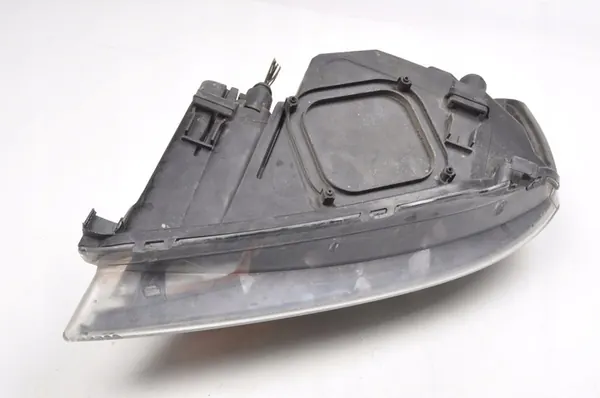 Oikea Ajovalo Ford Focus 07-11 image 8