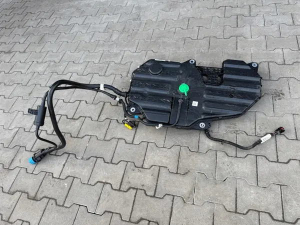 Réservoir AdBlue & Bouchon OEM WEWEWEQ231 Renault Scenic IV image 2