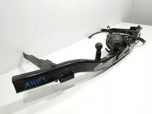 Attelage OEM 5NA803881C pour Tiguan & Audi A4 B9 image 3