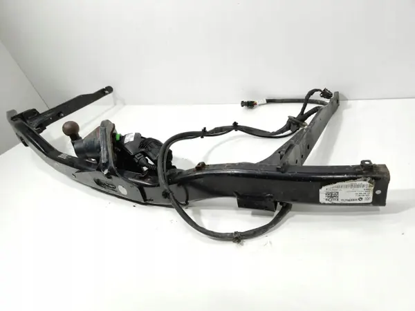 Attelage OEM 5NA803881C pour Tiguan & Audi A4 B9 image 4