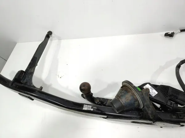 Attelage OEM 5NA803881C pour Tiguan & Audi A4 B9 image 9