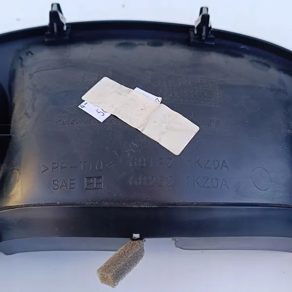 Panneau Prise USB Nissan Juke OEM 681PZ-1KZ0A image 3
