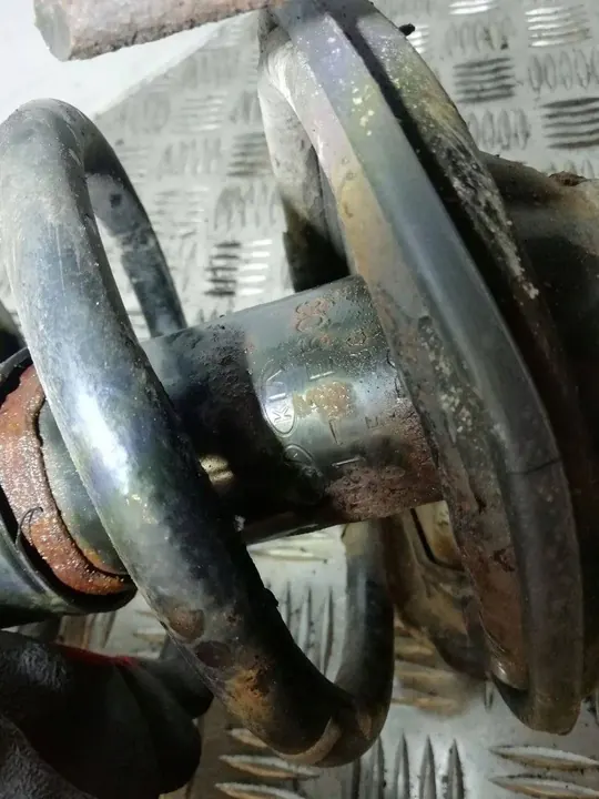 Ammortizzatore anteriore sinistro KIA Sportage 2006 OEM 546512E500 image 5