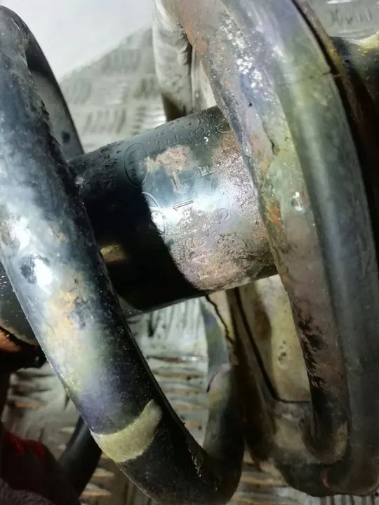 Ammortizzatore anteriore sinistro KIA Sportage 2006 OEM 546512E500 image 6