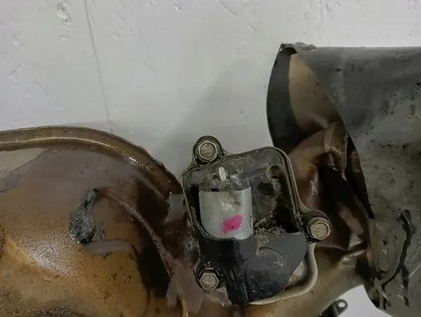 OEM 4K0253411M Katalysator Audi RS6 C8 image 4