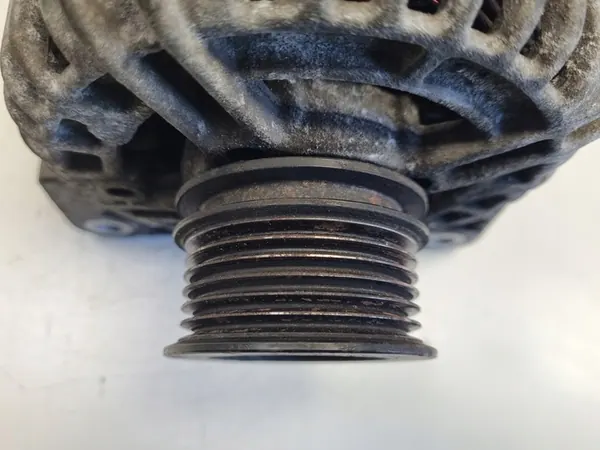 ALTERNATOR Renault Megane III 1.6 16V 0124425070 image 4