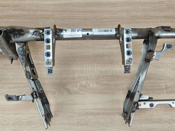 OEM RB3BE04545BC Console Frame Beam for VW Amarok image 3