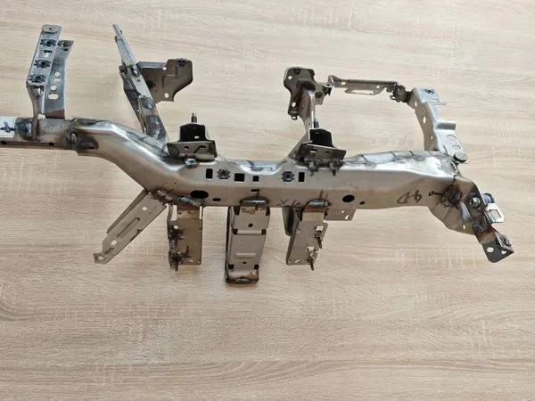 OEM RB3BE04545BC Console Frame Beam for VW Amarok image 6