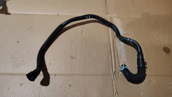 Tuyau d'eau OEM 210215728R pour Renault Clio V 1.6 image 2