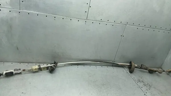 Opel Vectra Gear Shift Cable 1.9CDTI 05-09R 55355351EQ image 4