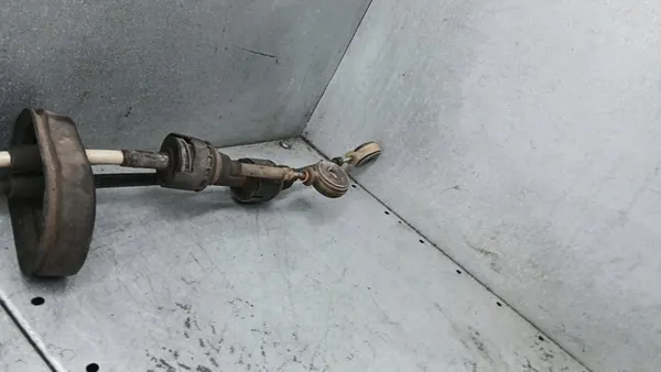 Opel Vectra Gear Shift Cable 1.9CDTI 05-09R 55355351EQ image 7