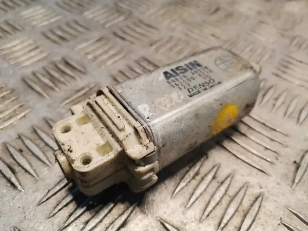 Lexus RX 450H Istuimen moottori OEM 8582030570 Oikea puoli image 2