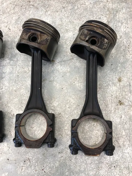 VW Skoda Audi AUC Kolvset image 4