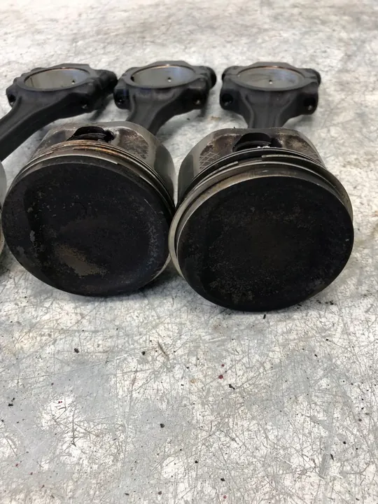 VW Skoda Audi AUC Kolvset image 6