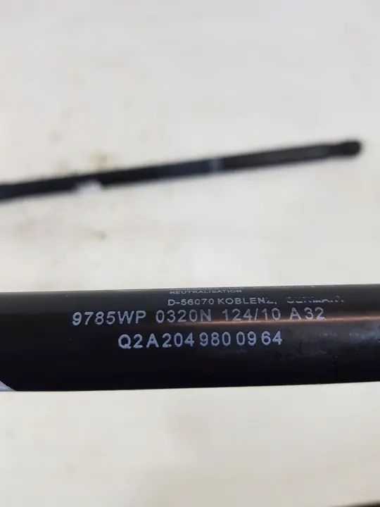 Amortisseurs de capot A2049800964 Mercedes C-Class W204 1.8 CGI image 5