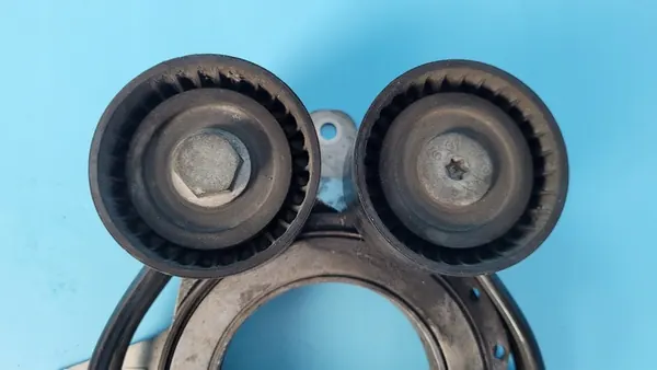 VOLVO XC60 II 21r Remspännare 32137503 image 9