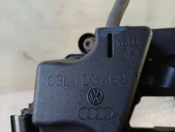 Tampa de Válvula Audi A4 A5 2.0 TDI image 5