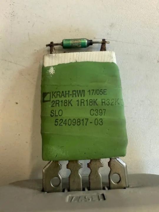 Puhallinvastus OEM 52409817 Alfa Romeo 159 image 3