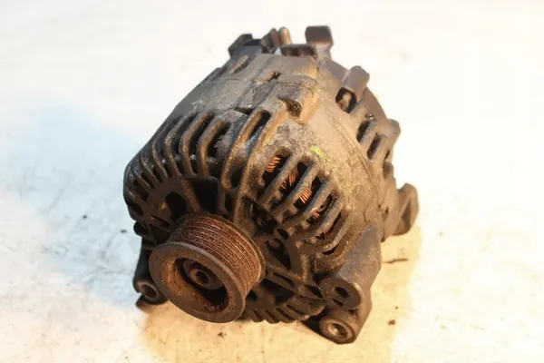 Vaihtovirtageneraattori BMW 3 (E90) 2.0L diesel 2006 OEM 7799180 image 2