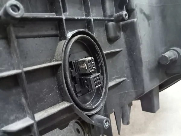 FARO BI-XENON ESQUERDO BMW 3 F30 F31 2011-2015 image 9