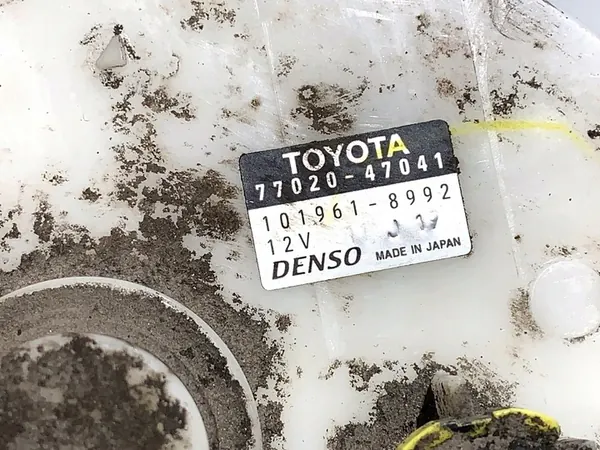 TOYOTA PRIUS II Polttoainepumppu 1.5 77020-47041 image 4