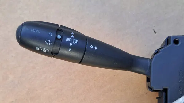 Gecombineerde schakelaar Citroen Peugeot 96605648XT image 3