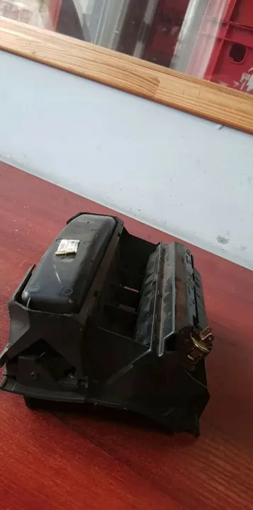 Asbak BMW 3 E46 OEM 8208789 - Gebruikt image 2