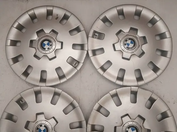 4× BMW OE Originala Navkapslar 16" image 6