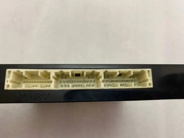 Lexus RX 450H Keyless Start Modul OEM 8999048A00 image 3