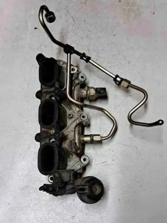 Collecteur d'admission OEM 06E133109 pour Audi A6 Avant image 2