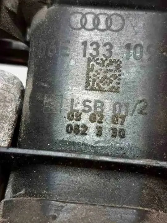 Collecteur d'admission OEM 06E133109 pour Audi A6 Avant image 3