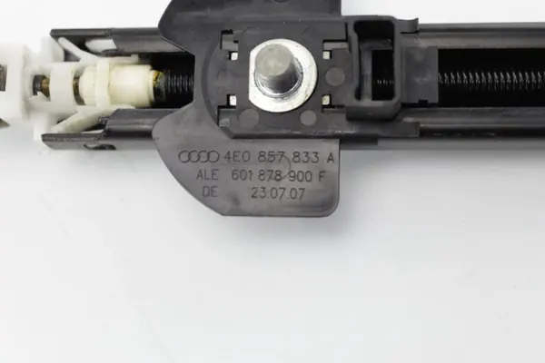 Retractor cinturón izquierdo delantero OEM 4E0857833A image 6