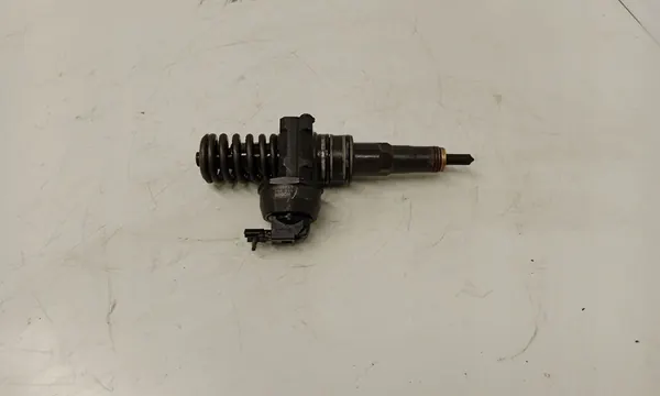 Volkswagen OE 038130073AG iniettori image 4