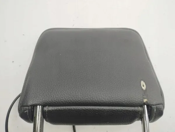 Volvo XC90 2005 Reposacabezas trasero izquierdo OEM AMD117420 image 7