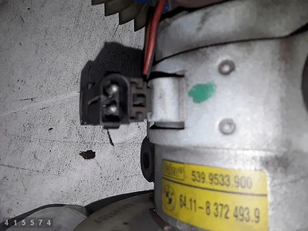 Ventilador Aquecedor BMW OEM 6411-83724939 Usado image 5