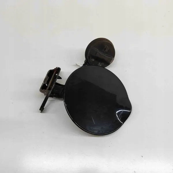 Polttoainesäiliön kansi OEM 15776458 Chevrolet Trailblazerille image 2