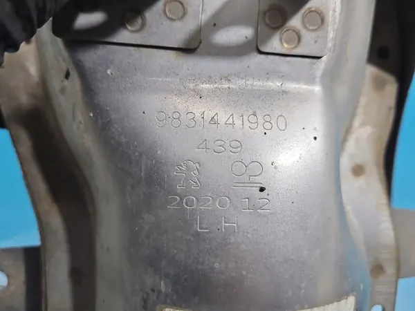 OEM 9831441980 Silenciador de Escape para Peugeot 2008 II image 4