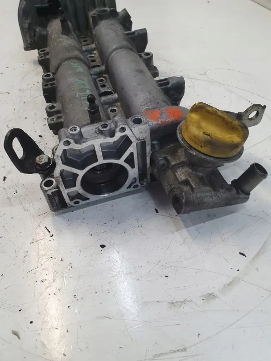 Opel OE 55565886 Kleppendeksel - Gebruikt onderdeel image 4