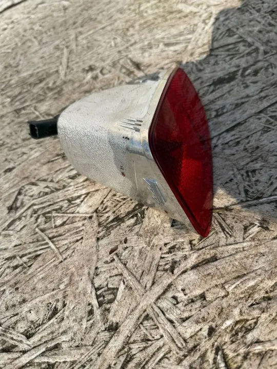 Ford Fiesta Mistachterlicht links OEM H1BB15K273AD image 3