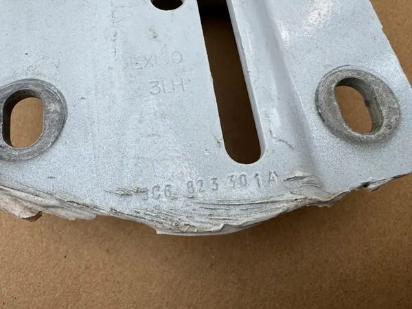 Konepeiton saranat 5C6823301A LC9A VW JETTA 5C Lift image 2