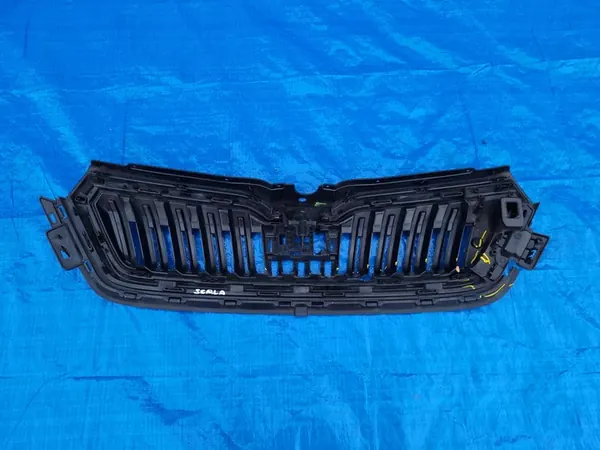 SKODA KamiQ Front Bumper Grill Black Monte Carlo image 10
