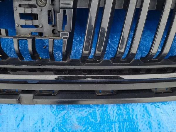 SKODA KamiQ Front Bumper Grill Black Monte Carlo image 2