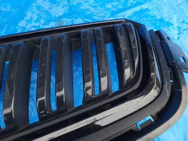 SKODA KamiQ Front Bumper Grill Black Monte Carlo image 7